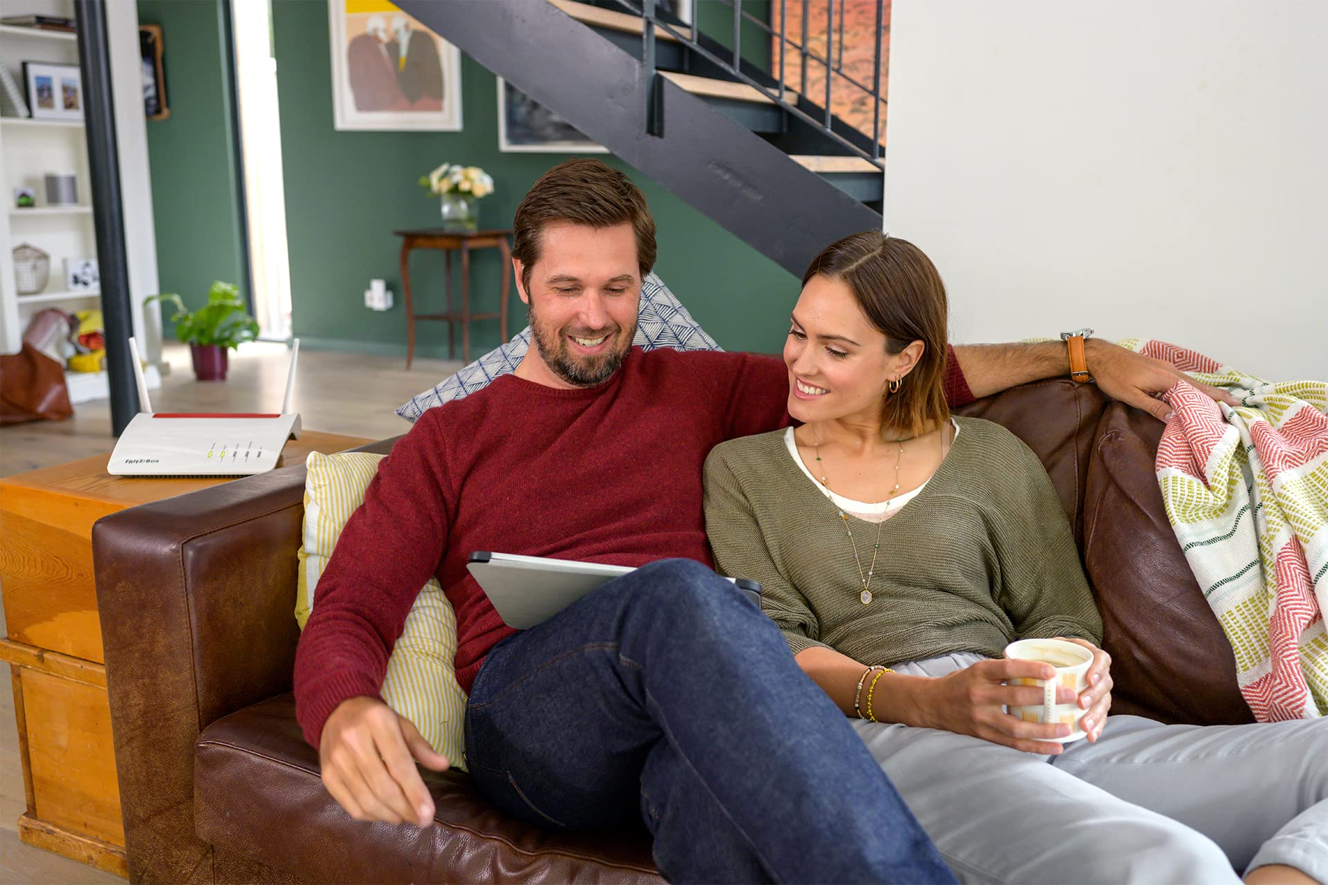 FRITZ!Box 6890 – LTE/DSL-Router mit WLAN AC+N, bis 300 MBit/s & 4x Gigabit-LAN